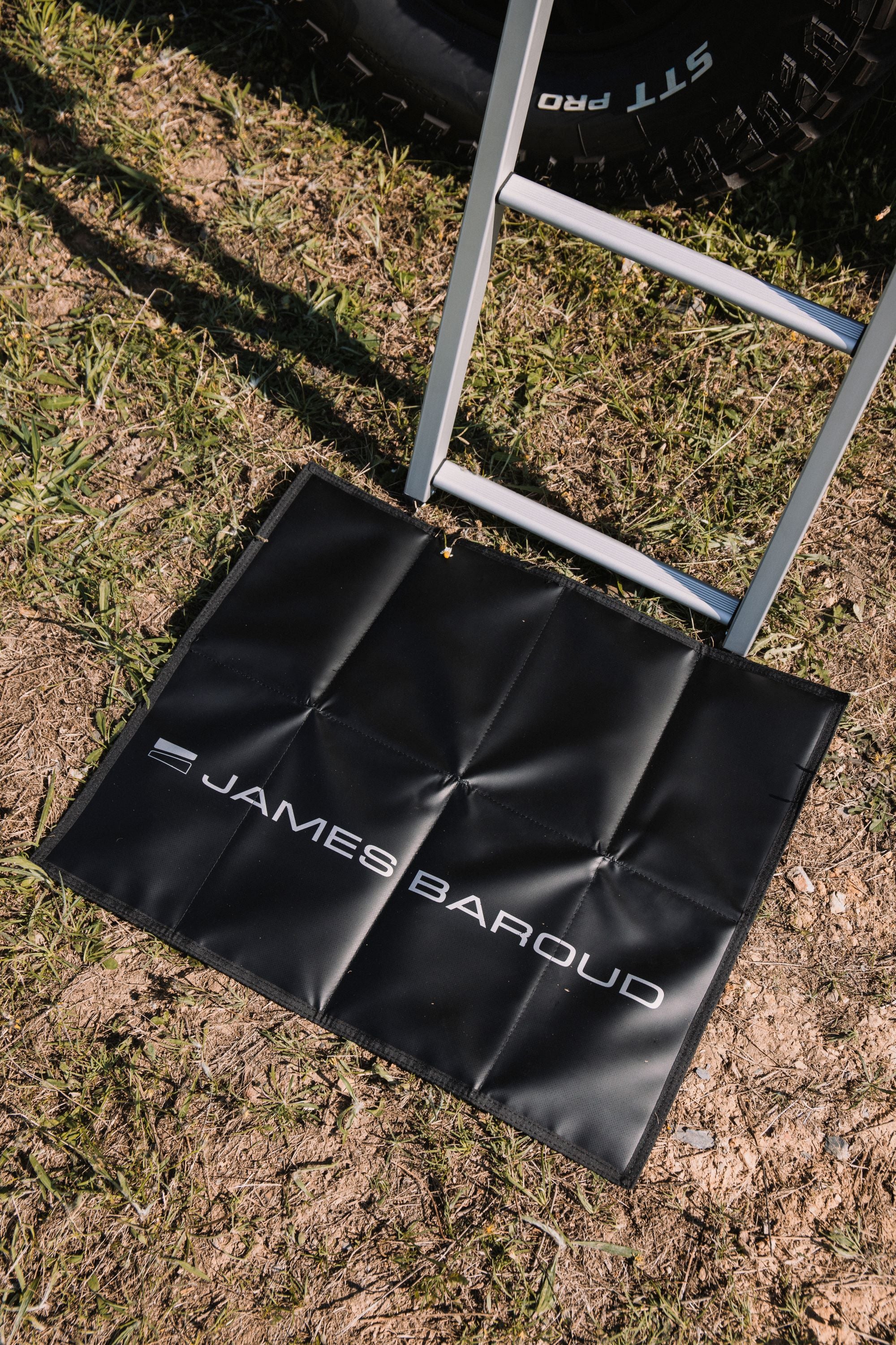 ADVENTURE BAG (SHOE BAG)